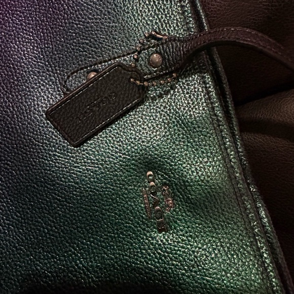 Coach oil slick Tote Bag with matching wallet! - Picture 5 of 5